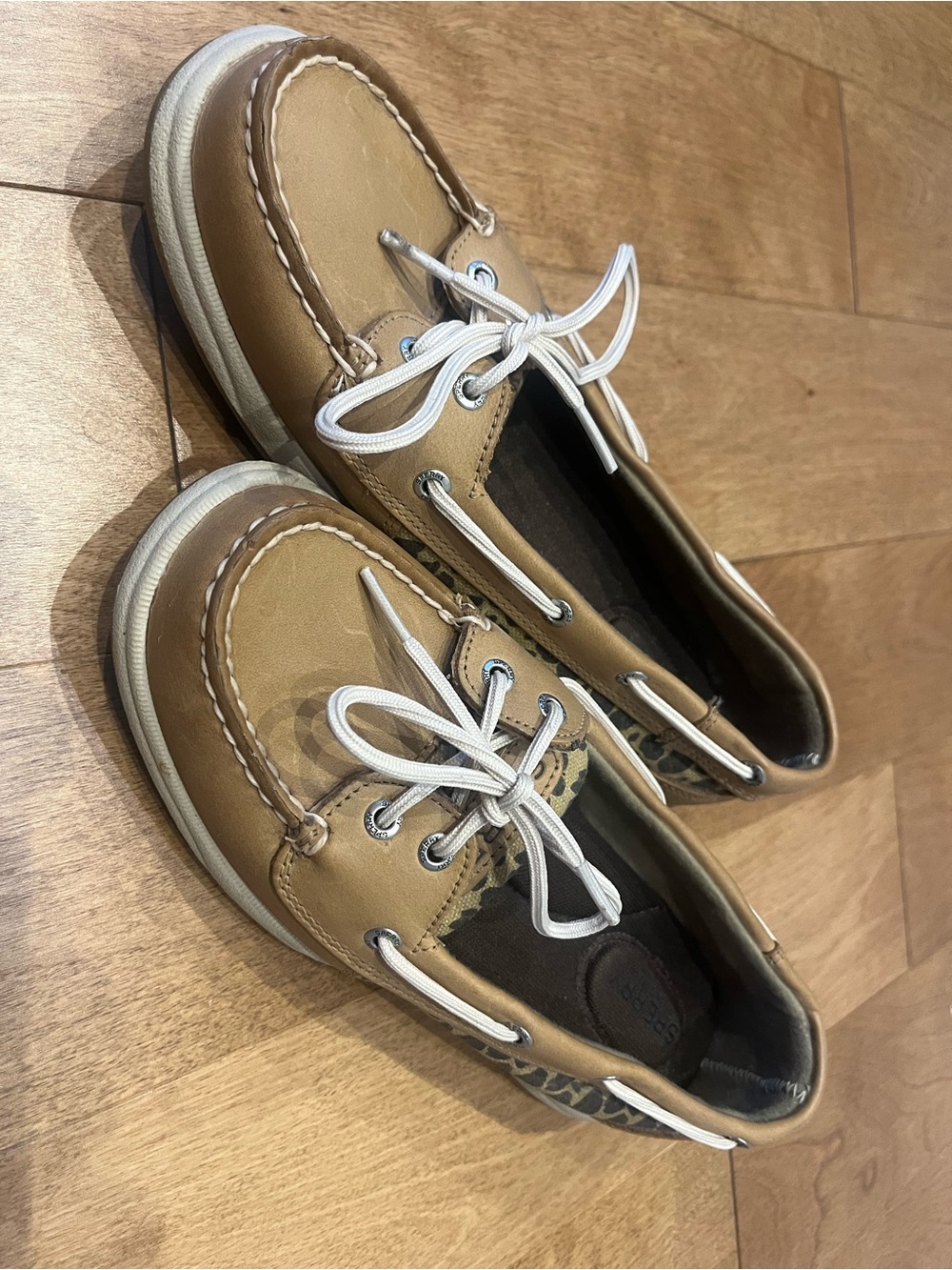 Sperry Classic Tan Leather Boat Shoes with White Laces, leopard print